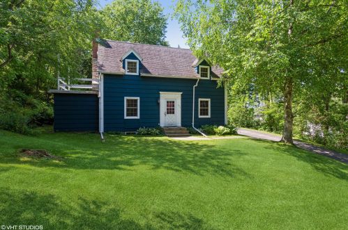 1017 Walnut St, Horicon, WI 53032-1229