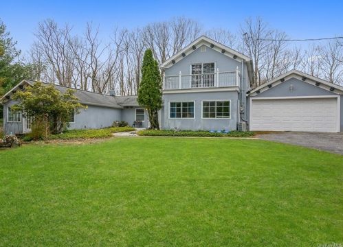 391 Hardscrabble Rd, Briarcliff NY  10510-1806 exterior
