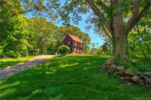 106 Oswegatchie Hills Rd, Niantic, CT 06357-2713
