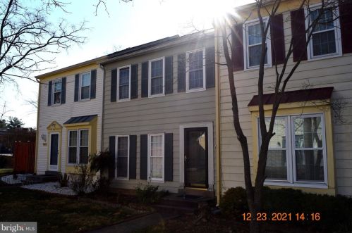 8023 Dayspring Ct, Springfield, VA 22153-2941