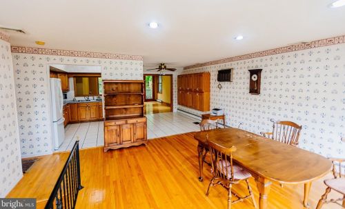 223 Meadow Dr, Yardley PA  19067-1311 exterior