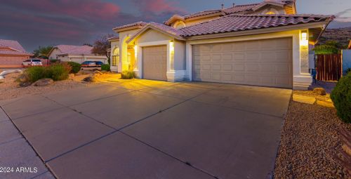 5717 Soft Wind Dr, Glendale AZ  85310-3643 exterior