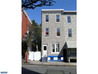 39 10th St, Reading PA  19601-3725 exterior