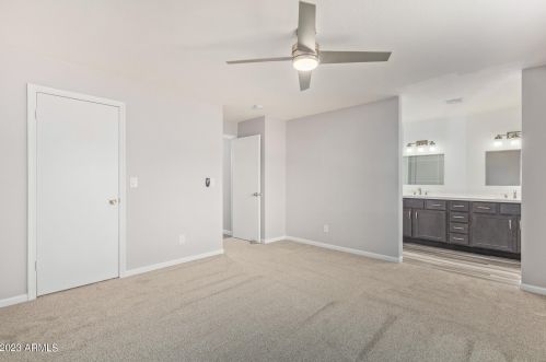12632 50th Dr, Glendale AZ  85304-2004 exterior