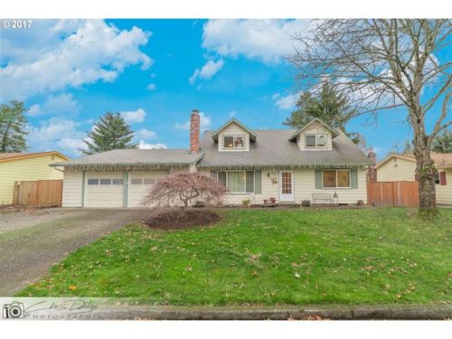 6065 Cross Creek Dr, Beaverton, OR 97078-4208