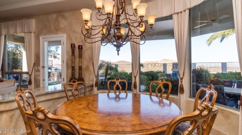 15645 7 St, Phoenix AZ 85014-4142 exterior