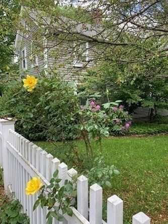 52 Church St, Dedham MA  02026-4340 exterior