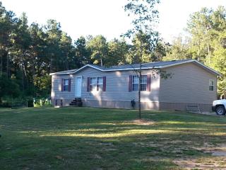 9702 Grace Ln, Clinton, LA 70722-4925
