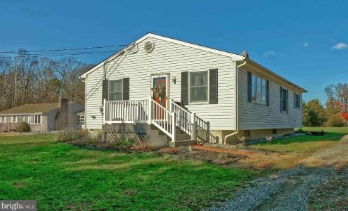 6289 Lake Rd, Newfield, NJ 08344-5433