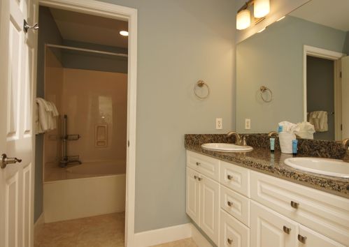 8856 Baypine Dr, Destin FL  32550-5800 exterior