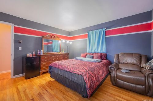 107 Barnes Rd, Washingtonville NY  10992-1933 exterior