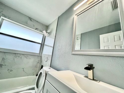 1067 Libby Ct, Daytona Beach FL 32117-4588 exterior