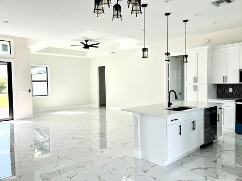 4281 60 Ave, Naples FL  34120-2684 exterior