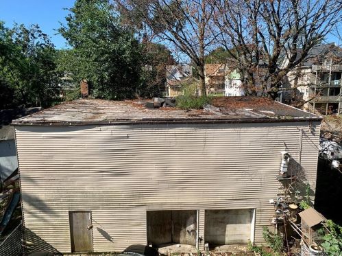 127 Pearl St, Waterbury CT  06704-3348 exterior