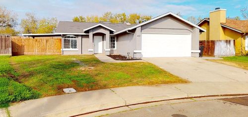 3407 Hawaii Ave, Riverbank, CA 95367-2964