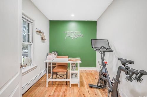 147 Waterside Ave, Northport NY  11768-2154 exterior