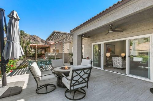 48221 Calle Florista, La Quinta CA  92253-2251 exterior