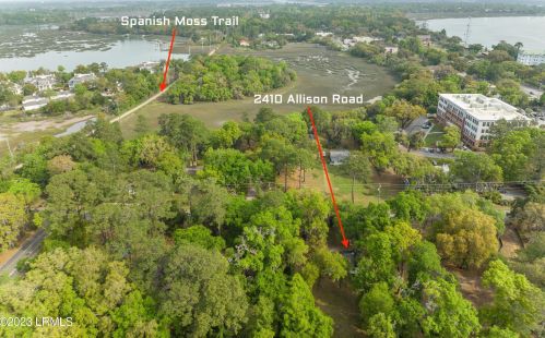 2410 Allison Rd, Beaufort, SC 29902-5924