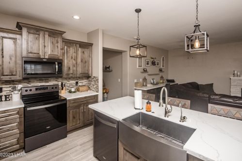 7866 Wagon Wheel Dr, Lake Havasu City AZ  86404-2096 exterior