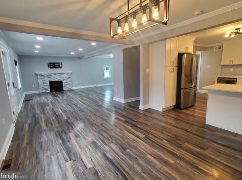 266 Althea Ave, Yardley PA  19067-2262 exterior