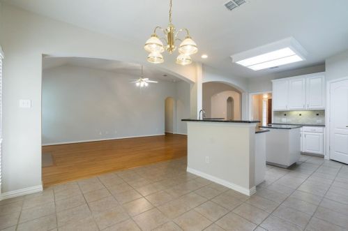 2509 Stillwater Ct, Lewisville TX  75022-8039 exterior