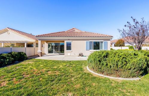 1007 Coto De Caza Ct, Beaumont CA  92223-8522 exterior