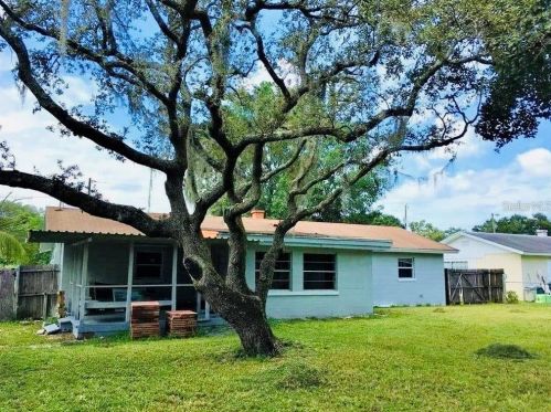 920 30th St, Winter Haven, FL 33881-2916