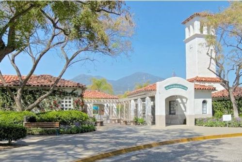 3 Regato, Trabuco Canyon CA  92688-3002 exterior