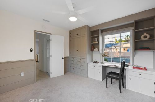 6554 Colbath Ave, Van Nuys CA  91401-1503 exterior