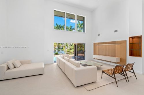 3051 35 St, Hollywood FL 33021-2627 exterior