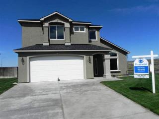 106 Chad Ct, Richland WA  99352-8460 exterior