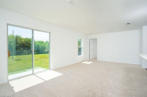 3409 25th St, Lehigh Acres, FL 33976-3905