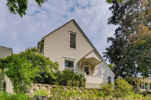 3319 Fillmore St, Minneapolis, MN 55418-1357