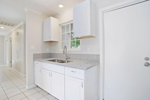 2321 Jeanine Dr, Modesto CA  95355-4064 exterior