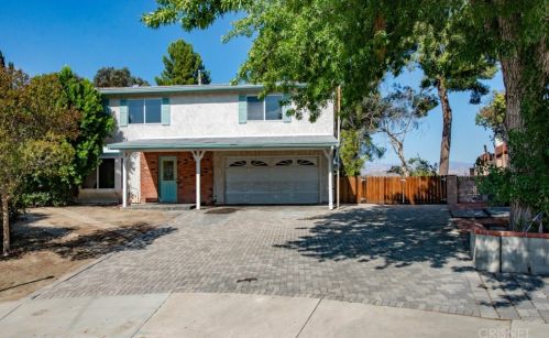 26532 Bannerman Ave, Santa Clarita, CA 91321-2162