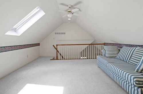 1212 Parkside Dr, Bridgeville PA  15017-1267 exterior