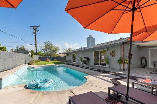 3365 Avenida Fey Norte, Palm Springs, CA 92262-5405
