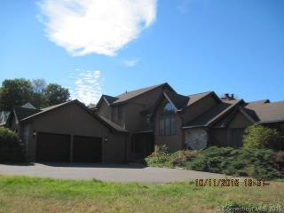 2 Executive Hill Rd, Waterbury, CT 06716-2340