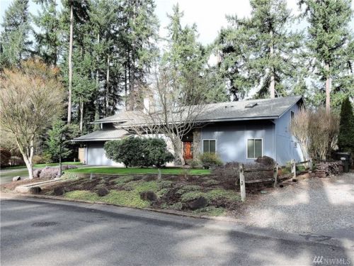 6825 Topaz Dr, Lakewood, WA 98498-6417