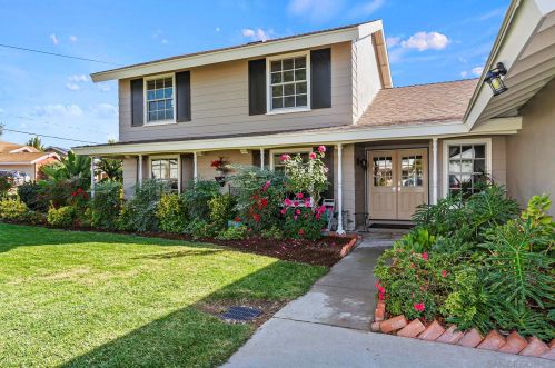 6939 Glenflora Ave, San Diego, CA 92119-2945