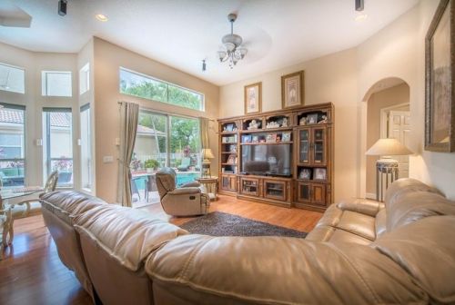 19241 30th St, Hollywood FL 33027-5303 exterior