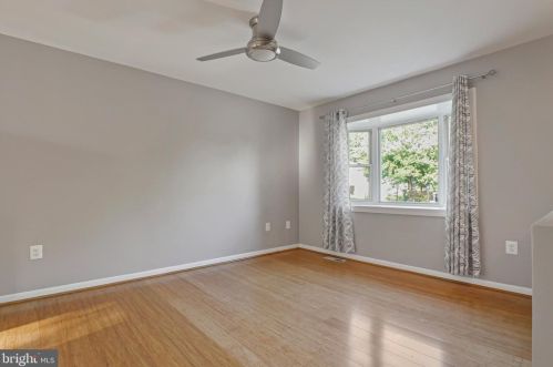 5709 Noland Rd, Woodbridge VA  22193-4110 exterior