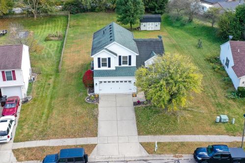 2739 Greystoke Dr, Xenia OH 45385-5720 exterior