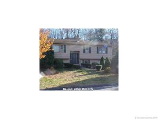 136 Longview Ter, Union City CT  06770-3456 exterior