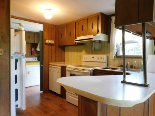 2772 Park Dr, Clarksburg, PA 15725-6905