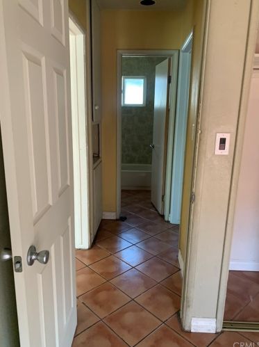 2541 Missouri Ave, South Gate CA  90280-3938 exterior