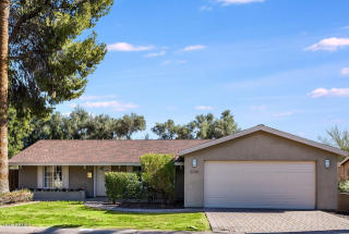 2945 47th Pl, Phoenix, AZ 85018-7707
