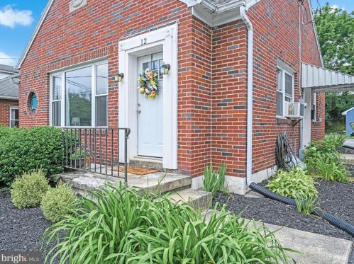 12 Orange St, Ephrata PA  17522-2315 exterior
