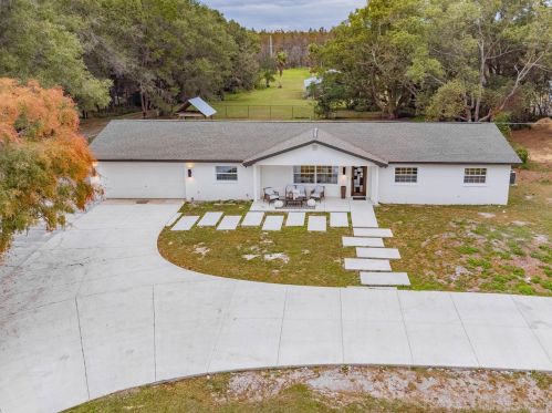 5115 Lake Le Clare Rd, Lutz, FL 33558-4832