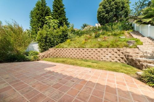 1408 Camara Ct, Vista CA  92081-5022 exterior